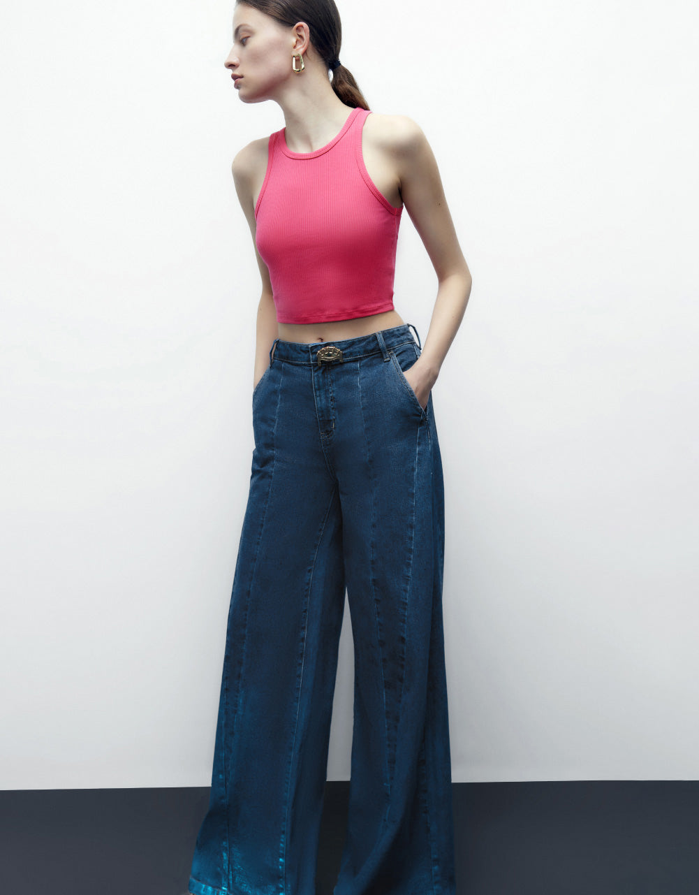 Basic Crew Neck Tank Top