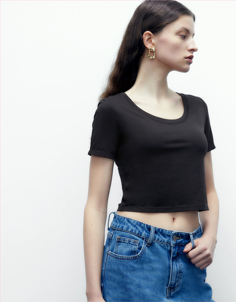 Basic U Neck T-Shirt