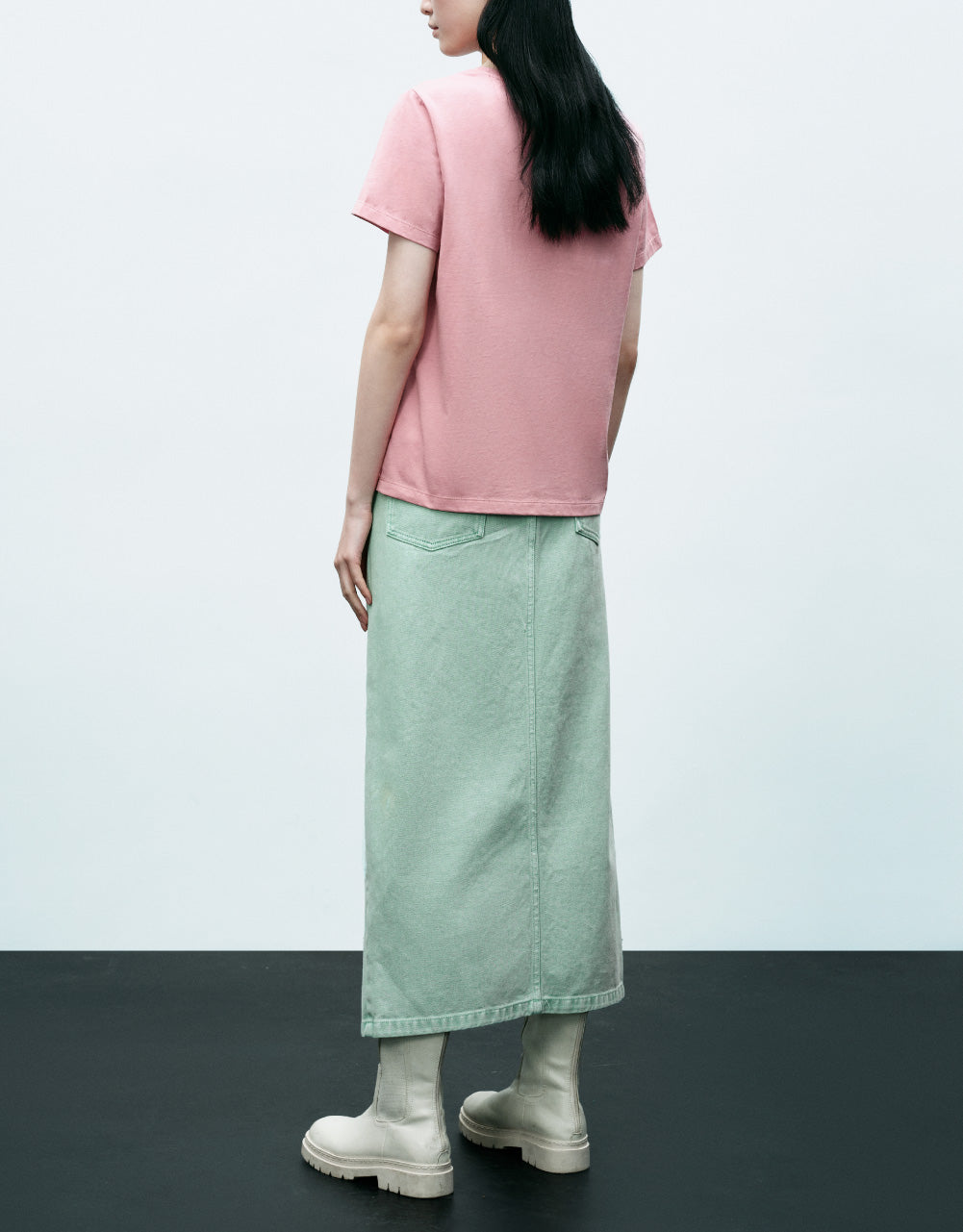Basic V-Neck T-Shirt