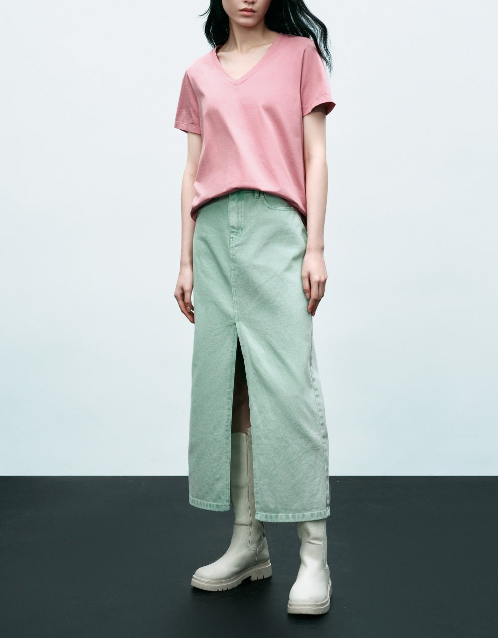 Basic V-Neck T-Shirt