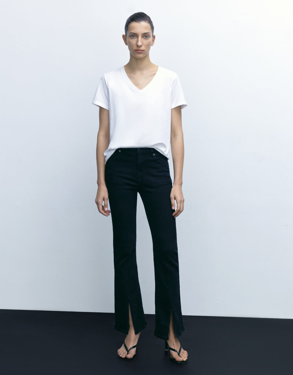 Basic V-Neck T-Shirt