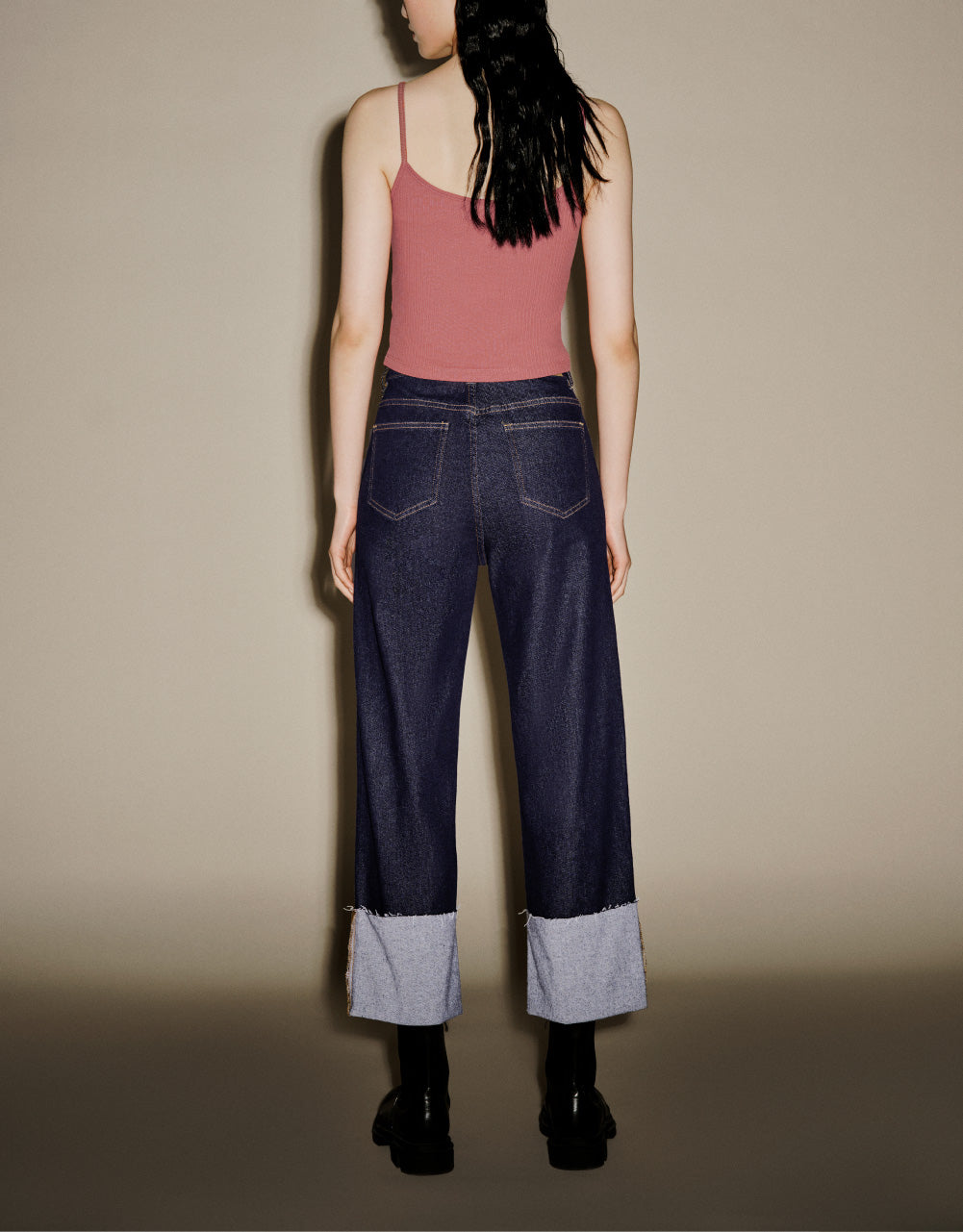 V-Neck Basic Tank Top