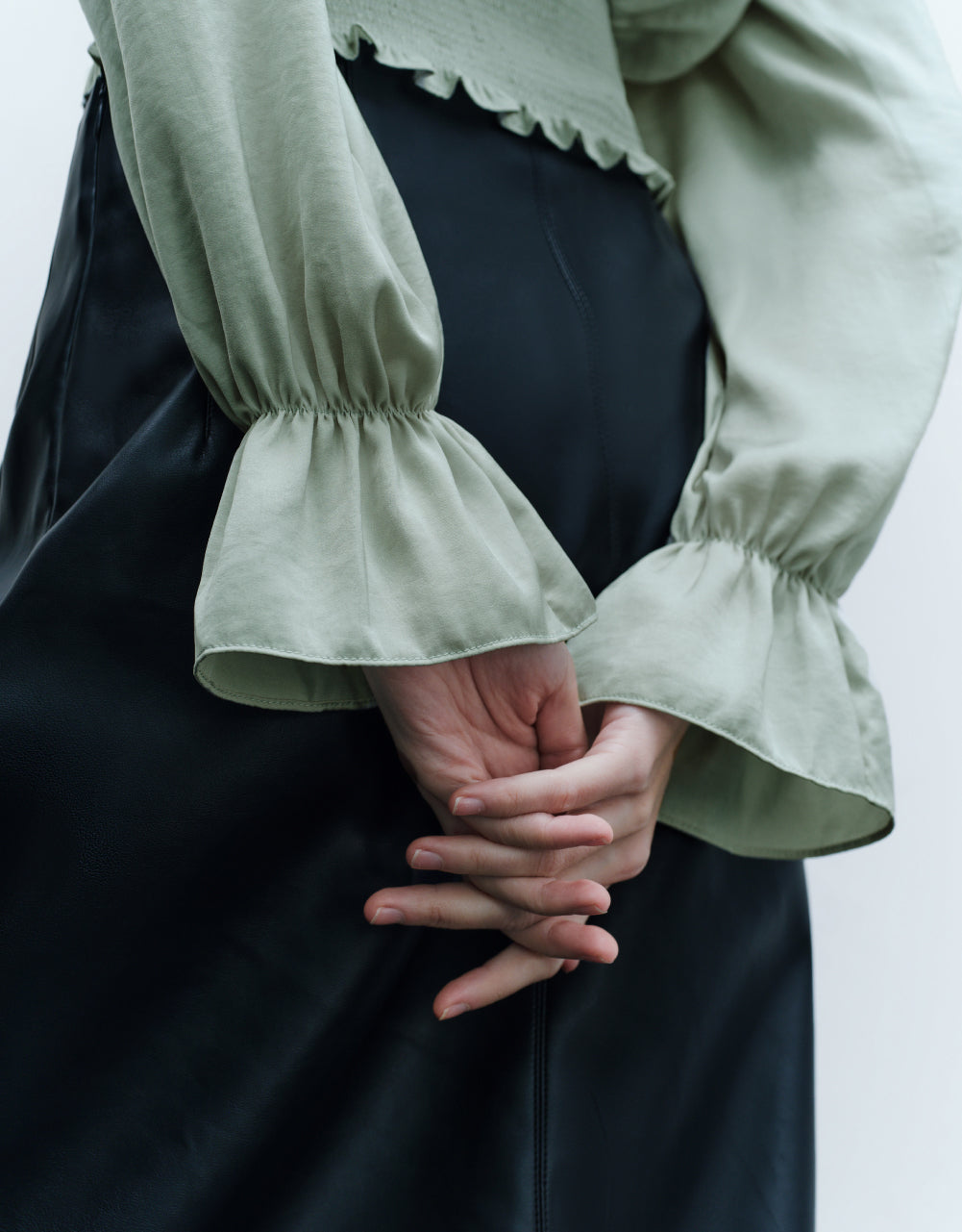 Ruffle Lapel Overhead Shirt