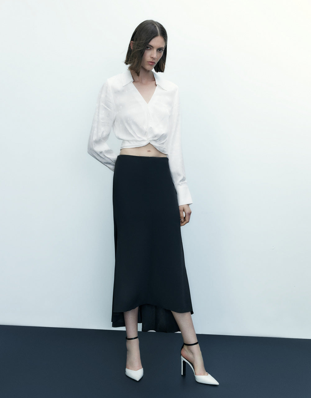 Twist Front Overhead Shirt