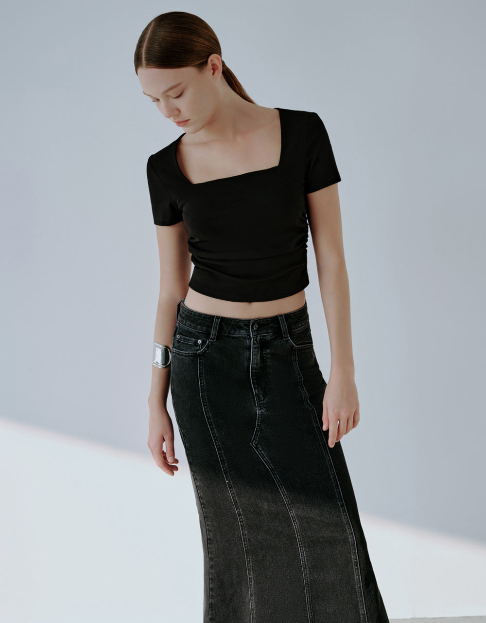 Square-cut Collar Skinny T-Shirt