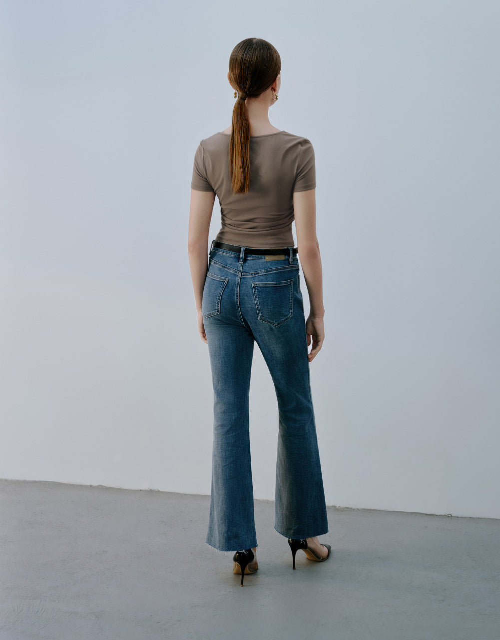 Square-cut Collar Skinny T-Shirt