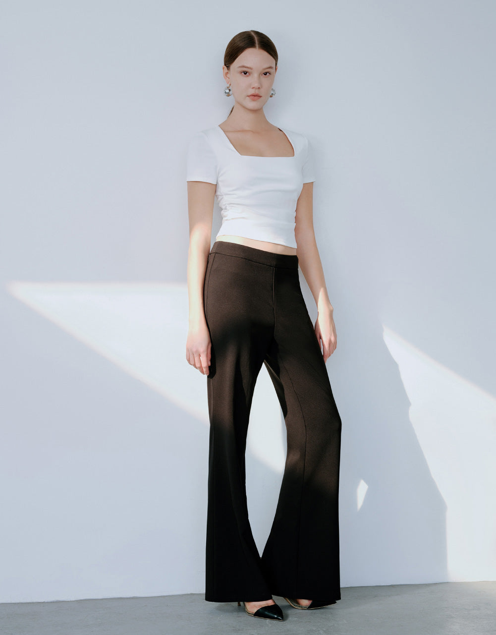Square-cut Collar Skinny T-Shirt