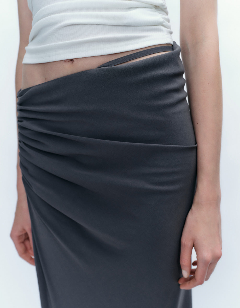 Midi Skinny-Fit Skirt