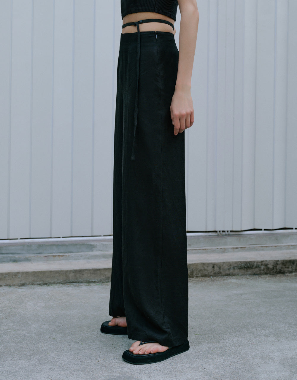 Hem Detail Wide-Leg Pants