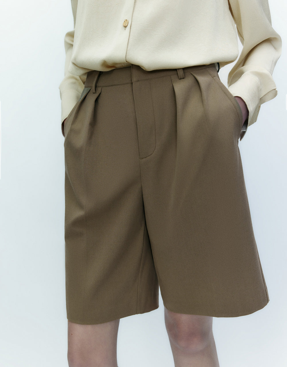 Glamor Mid-Waist Shorts