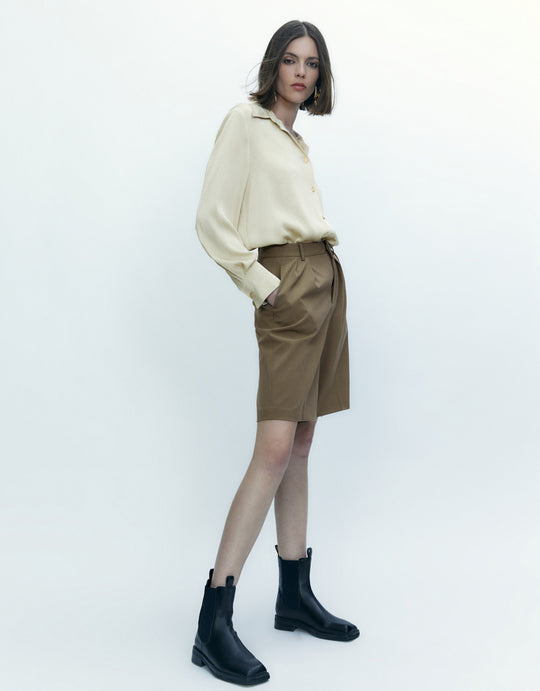 Glamor Mid-Waist Shorts