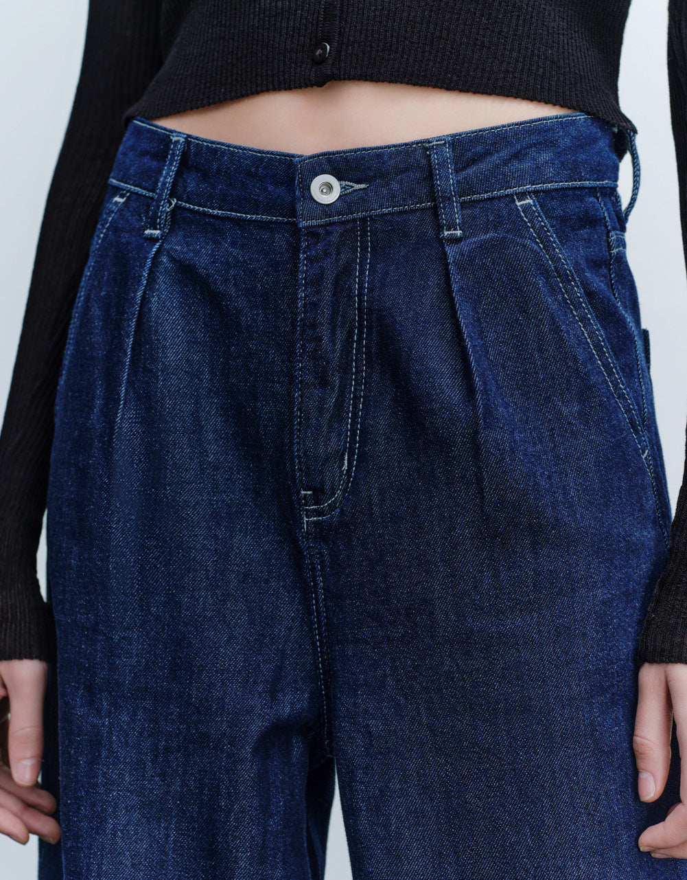 Wide-Leg Jeans