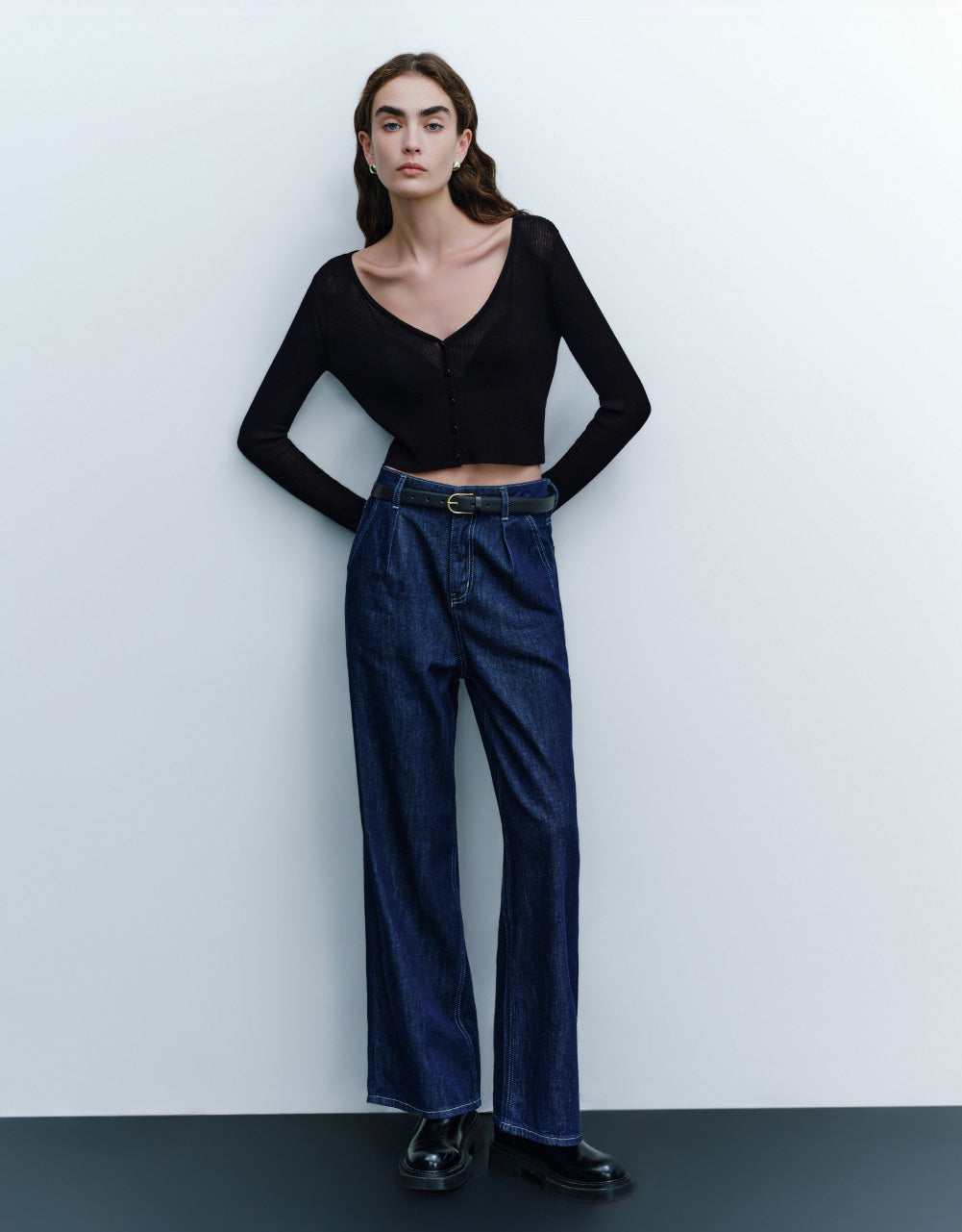 Wide-Leg Jeans