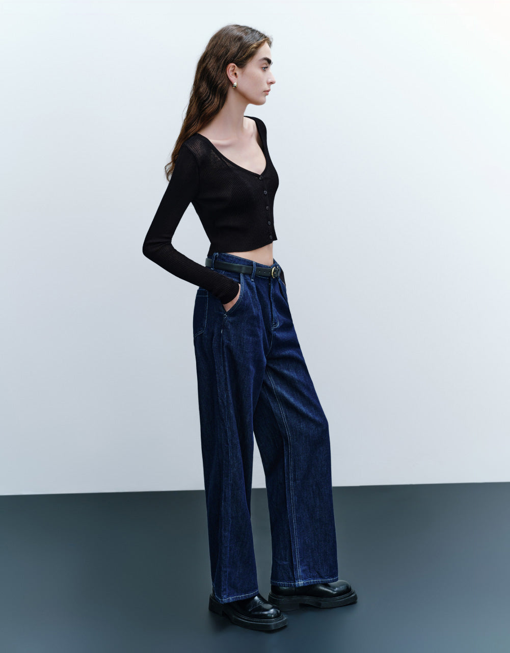 Wide-Leg Jeans