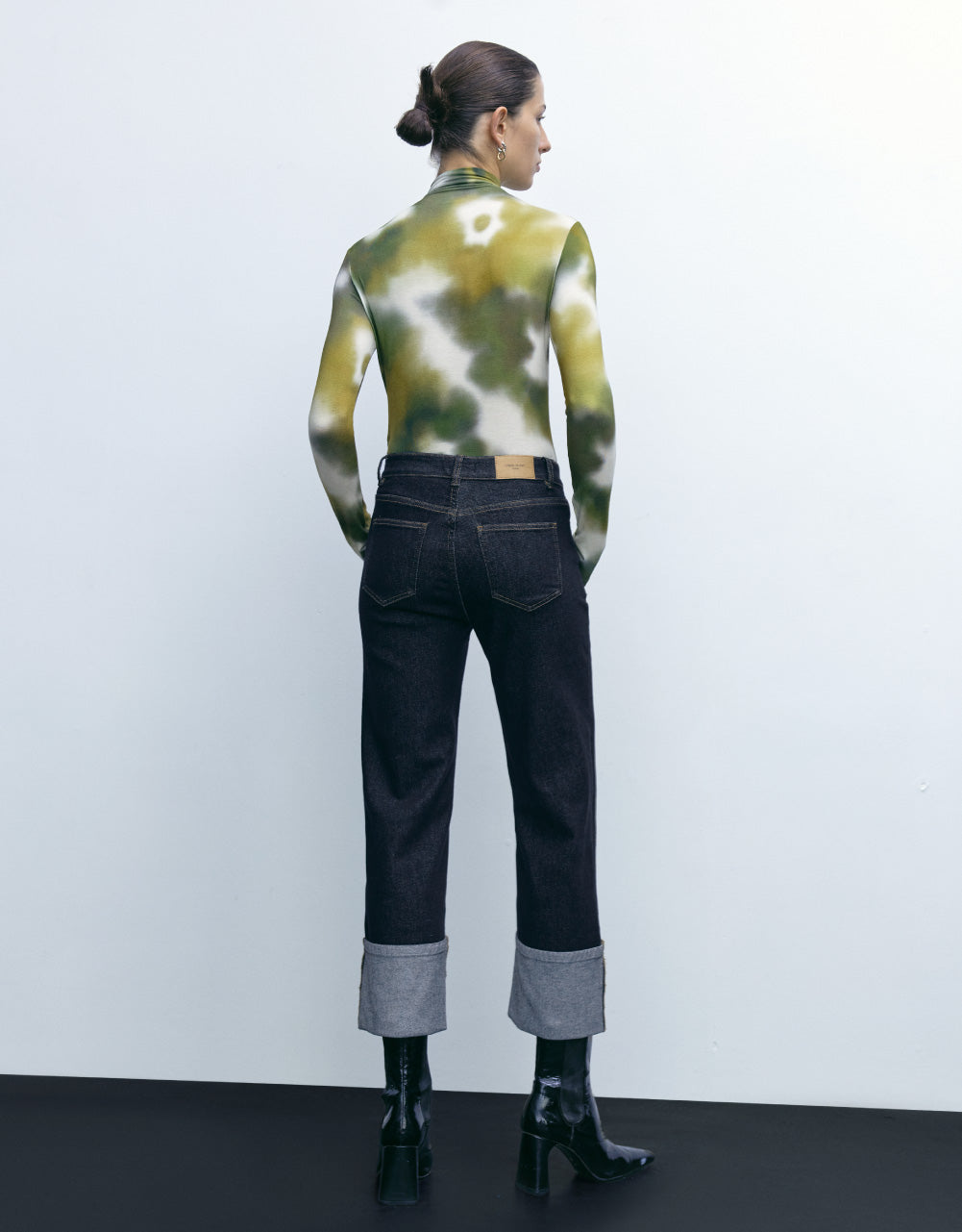 Roll Up Straight Jeans