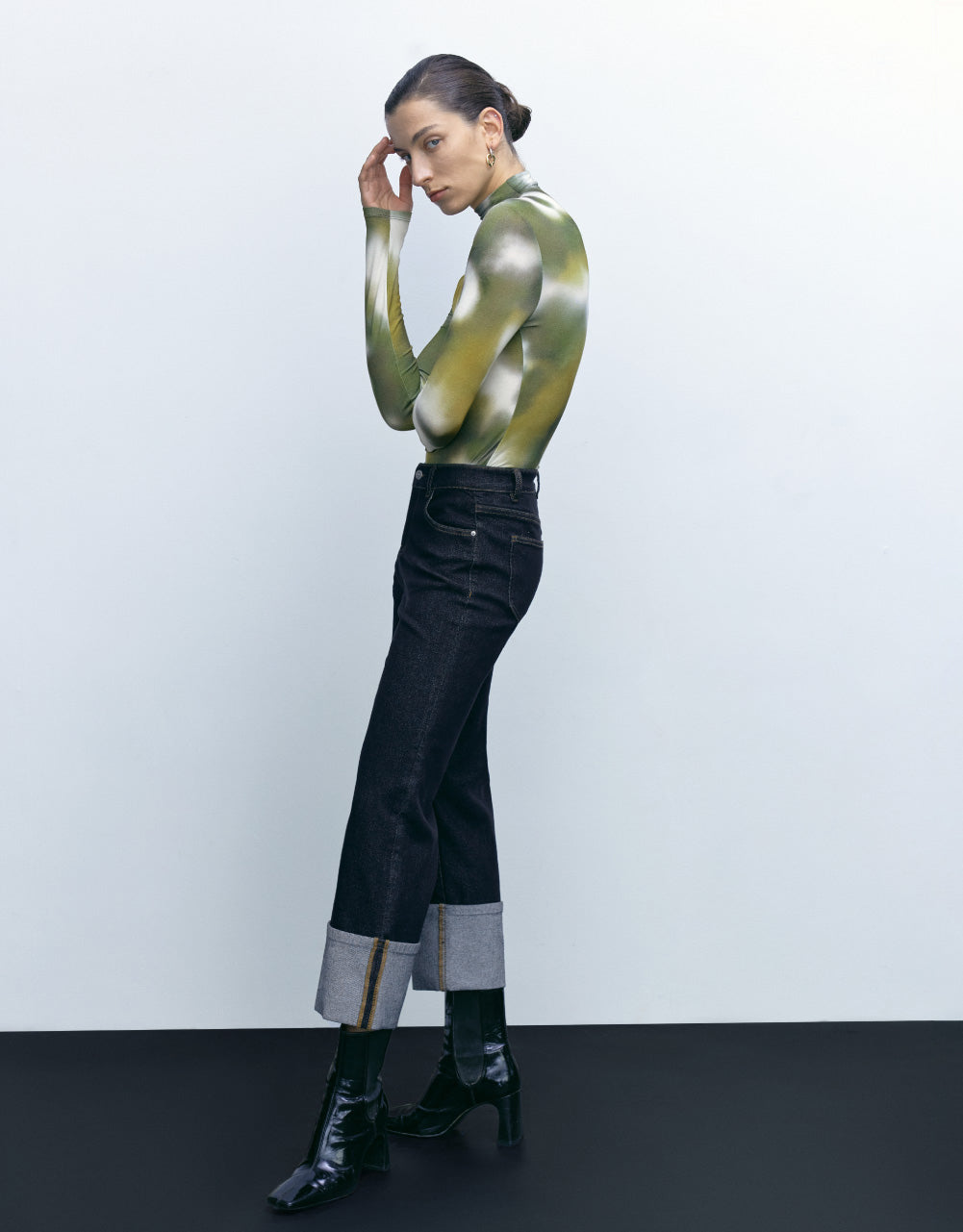 Roll Up Straight Jeans