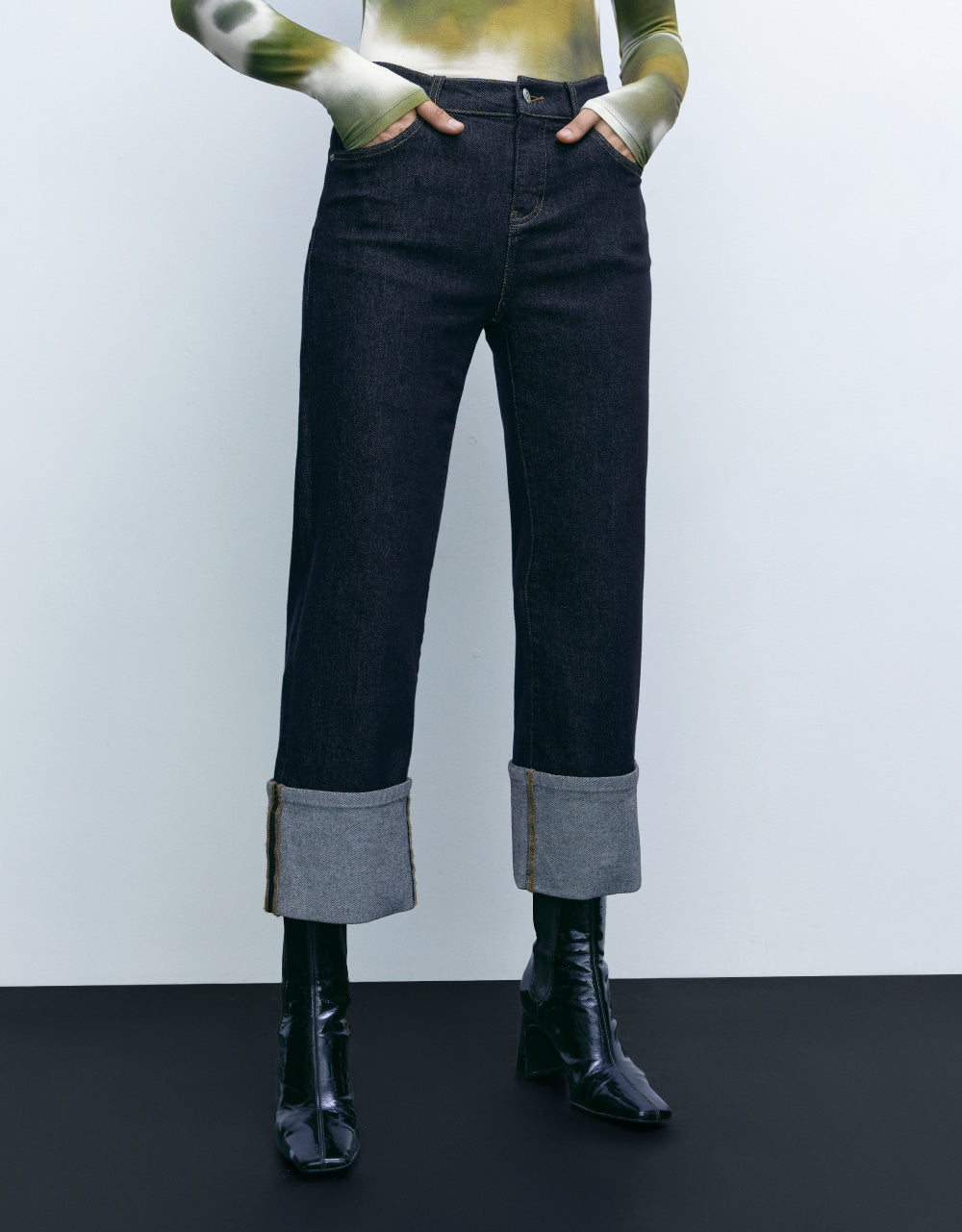 Roll Up Straight Jeans