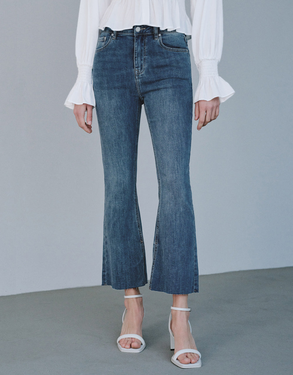 Mid-Waist Flare Jeans