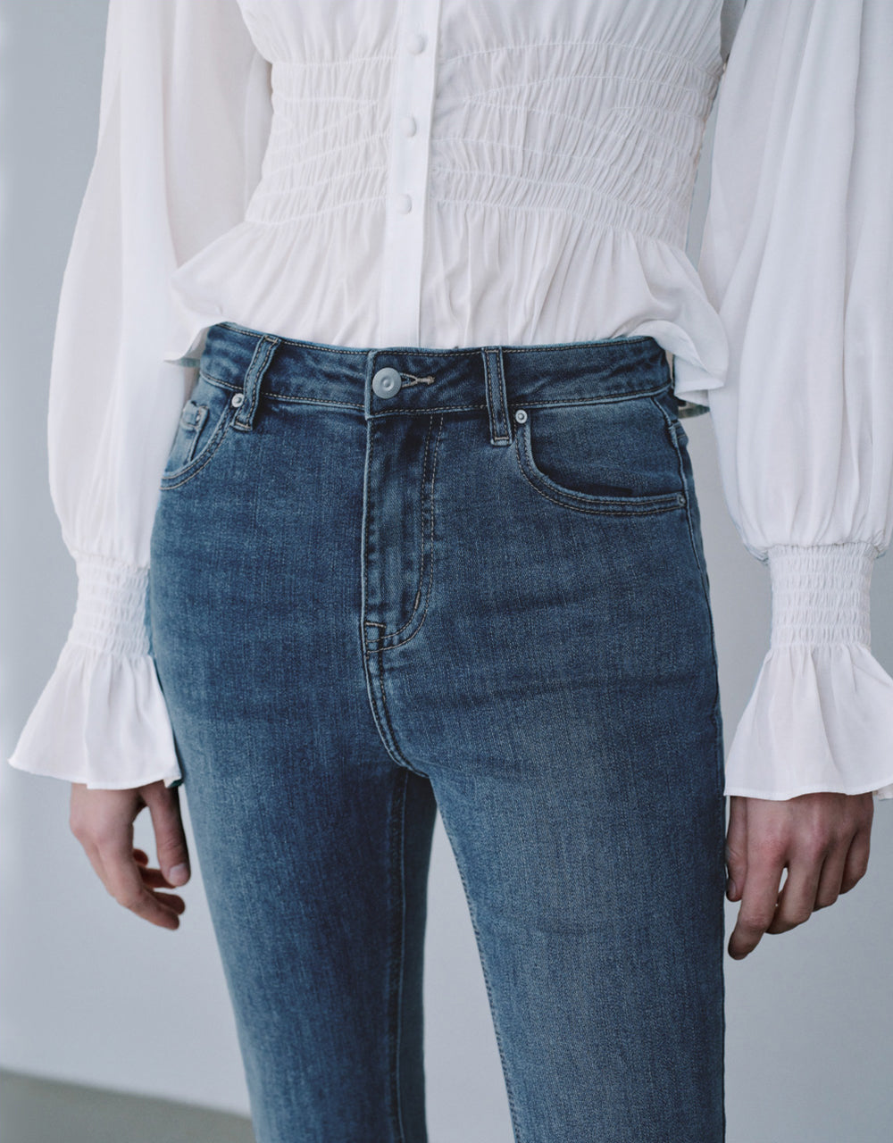 Mid-Waist Flare Jeans