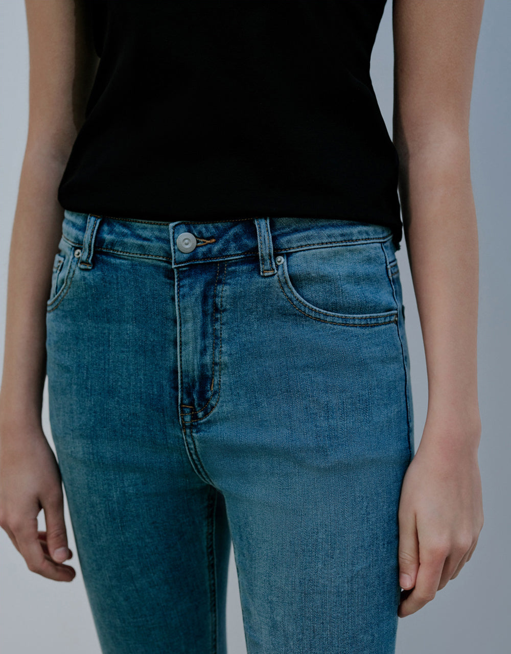 Mid-Waist Flare Jeans
