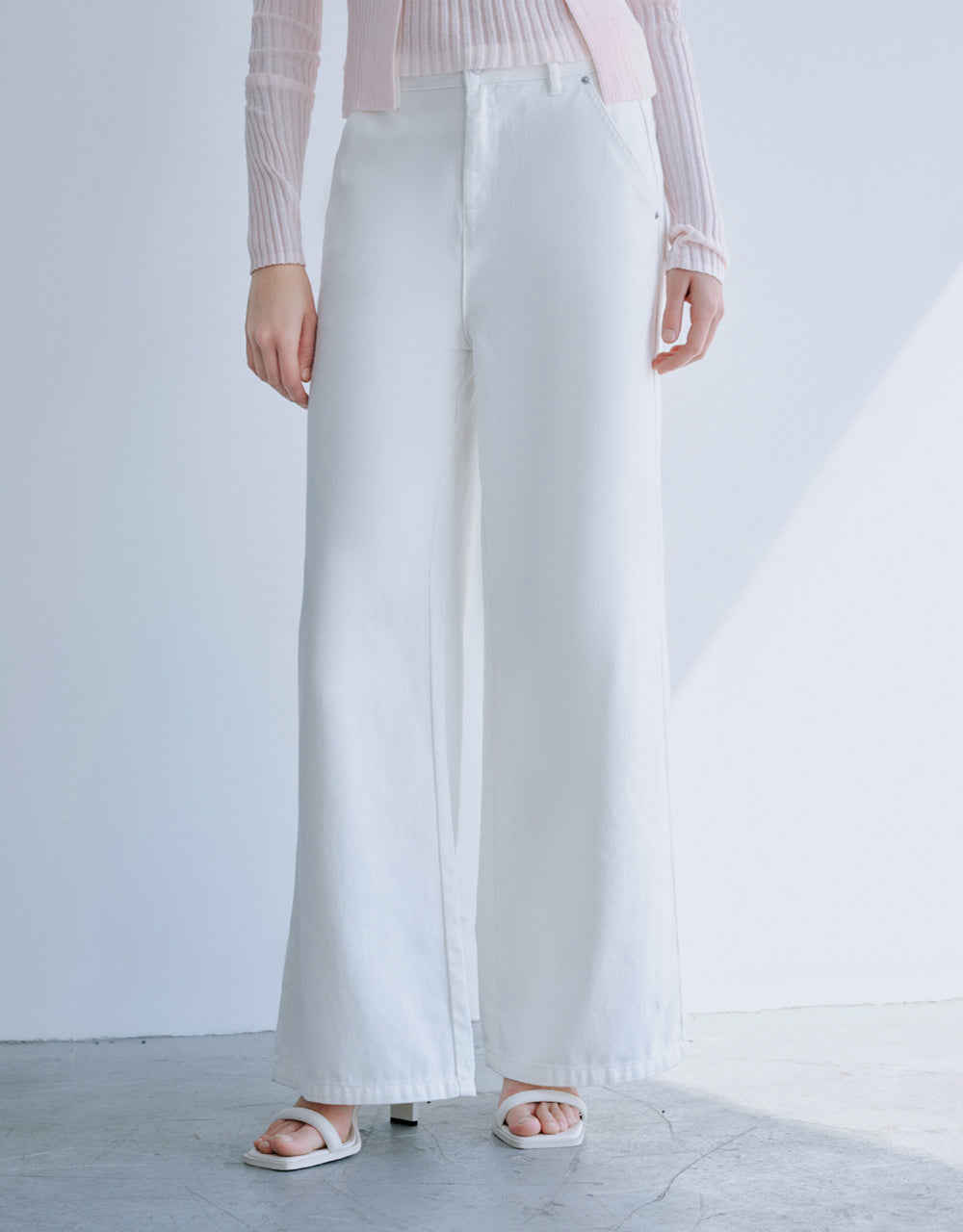 Mid-Waist Regular Fit Jeans
