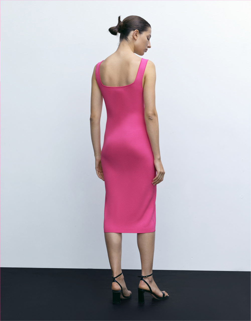 Sleeveless Square-cut Collar Knitted Dress