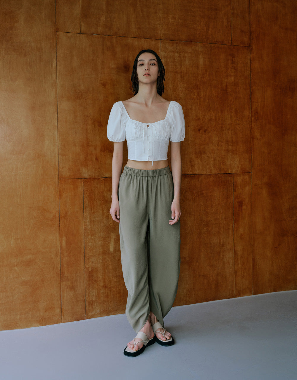 Mid-Length Carrot Fit Pants