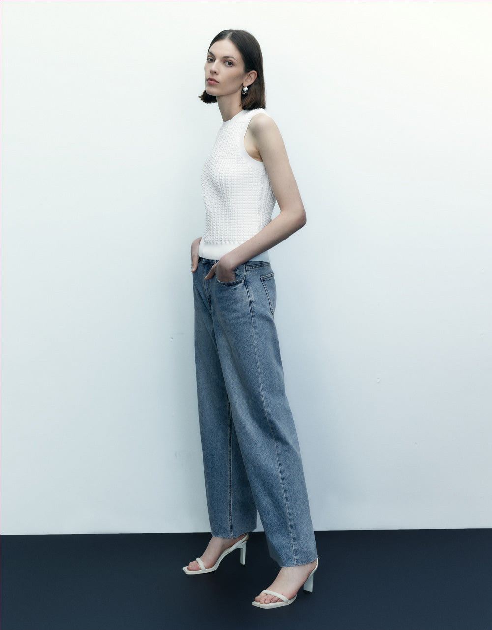 Wide-Leg Jeans