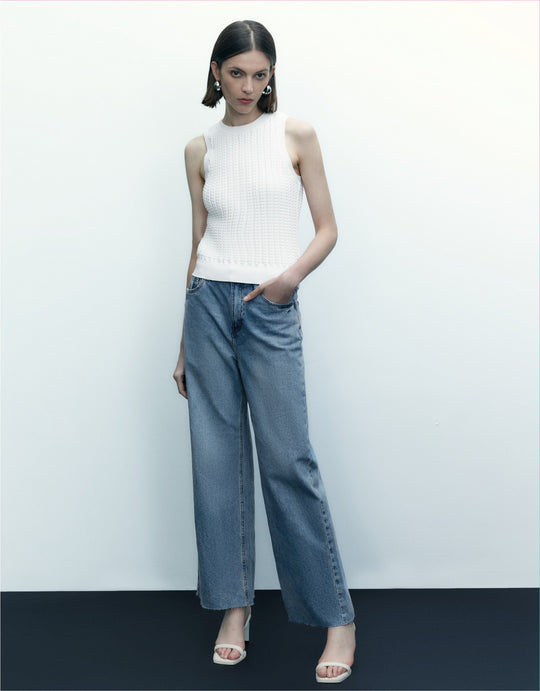 Wide-Leg Jeans