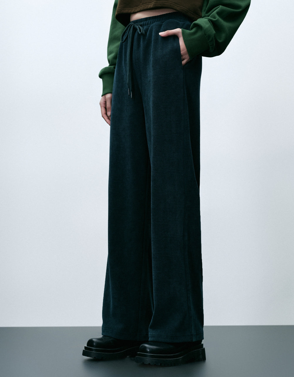 Drawstring Wide-Leg Knitted Pants