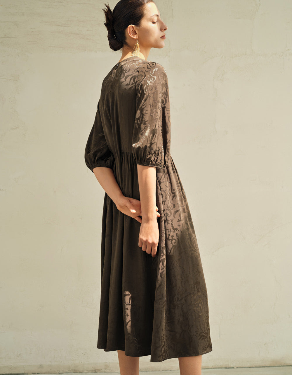 3/4 Sleeve Crew Neck Midi Dress