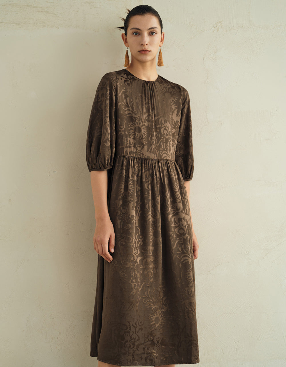 3/4 Sleeve Crew Neck Midi Dress
