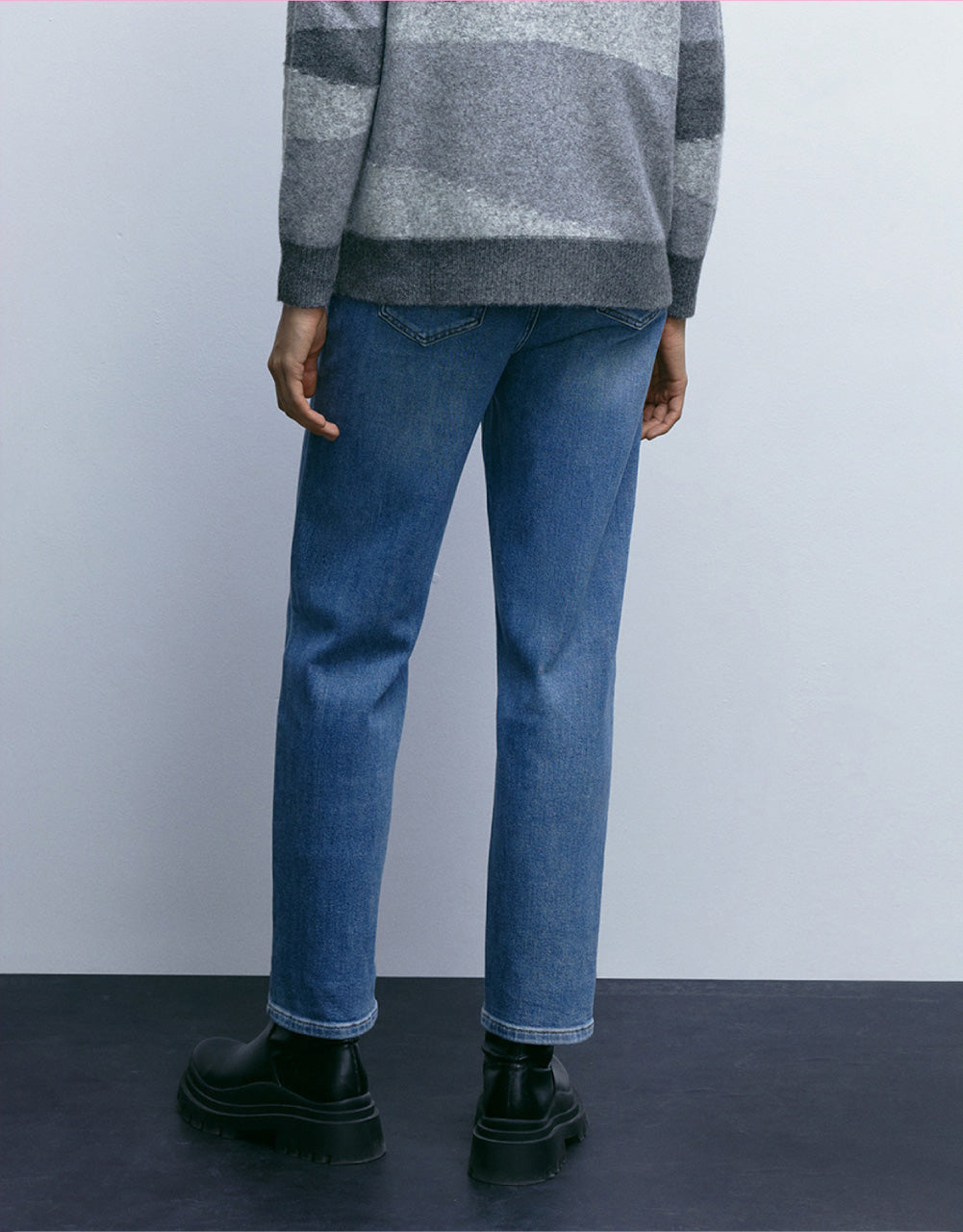 Carrot Fit Jeans