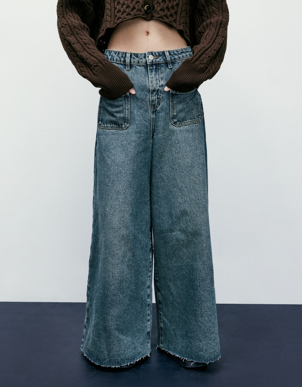 Front Pocket Wide Leg Jeans