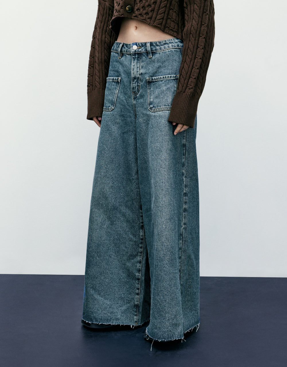 Front Pocket Wide Leg Jeans