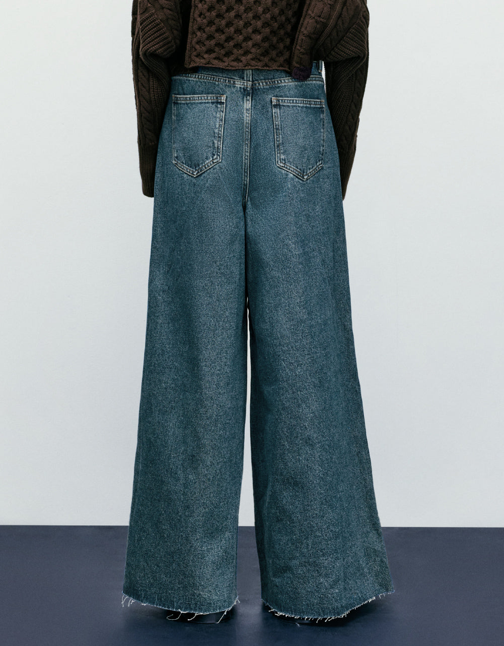 Front Pocket Wide Leg Jeans