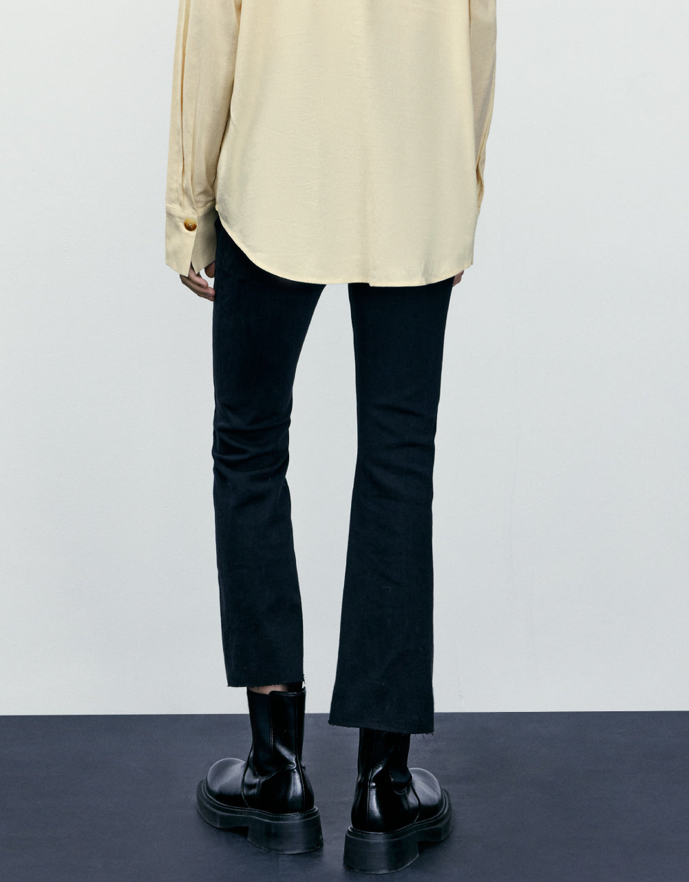 Low Waist Flared Jeans