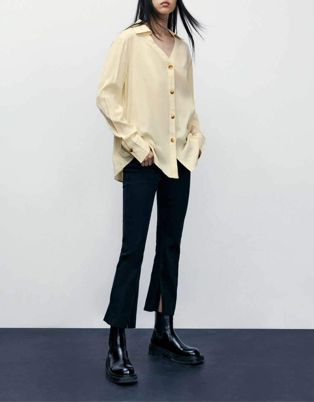 Low Waist Flared Jeans