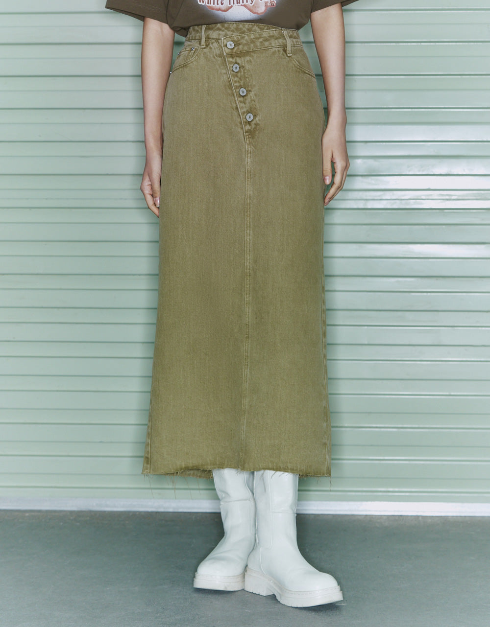 Slanted Button Midi Denim Skirt