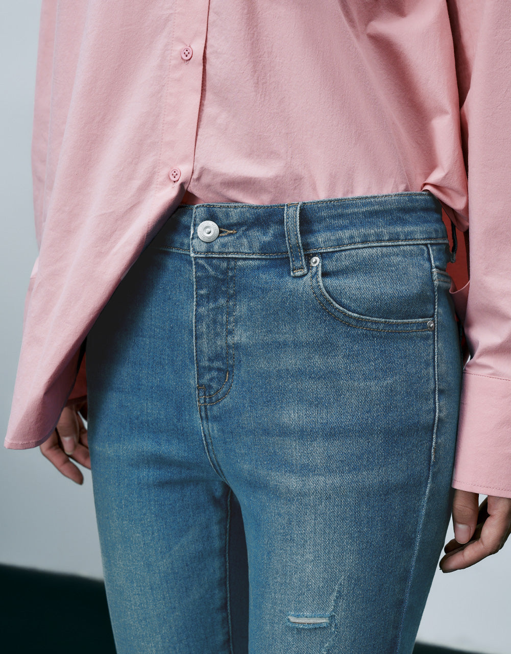 Mid-Waist Flare Jeans