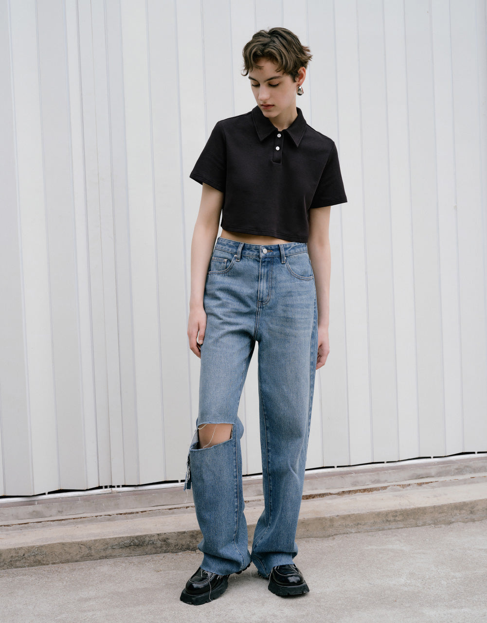 Ripped Raw Hem Wide-Leg Jeans