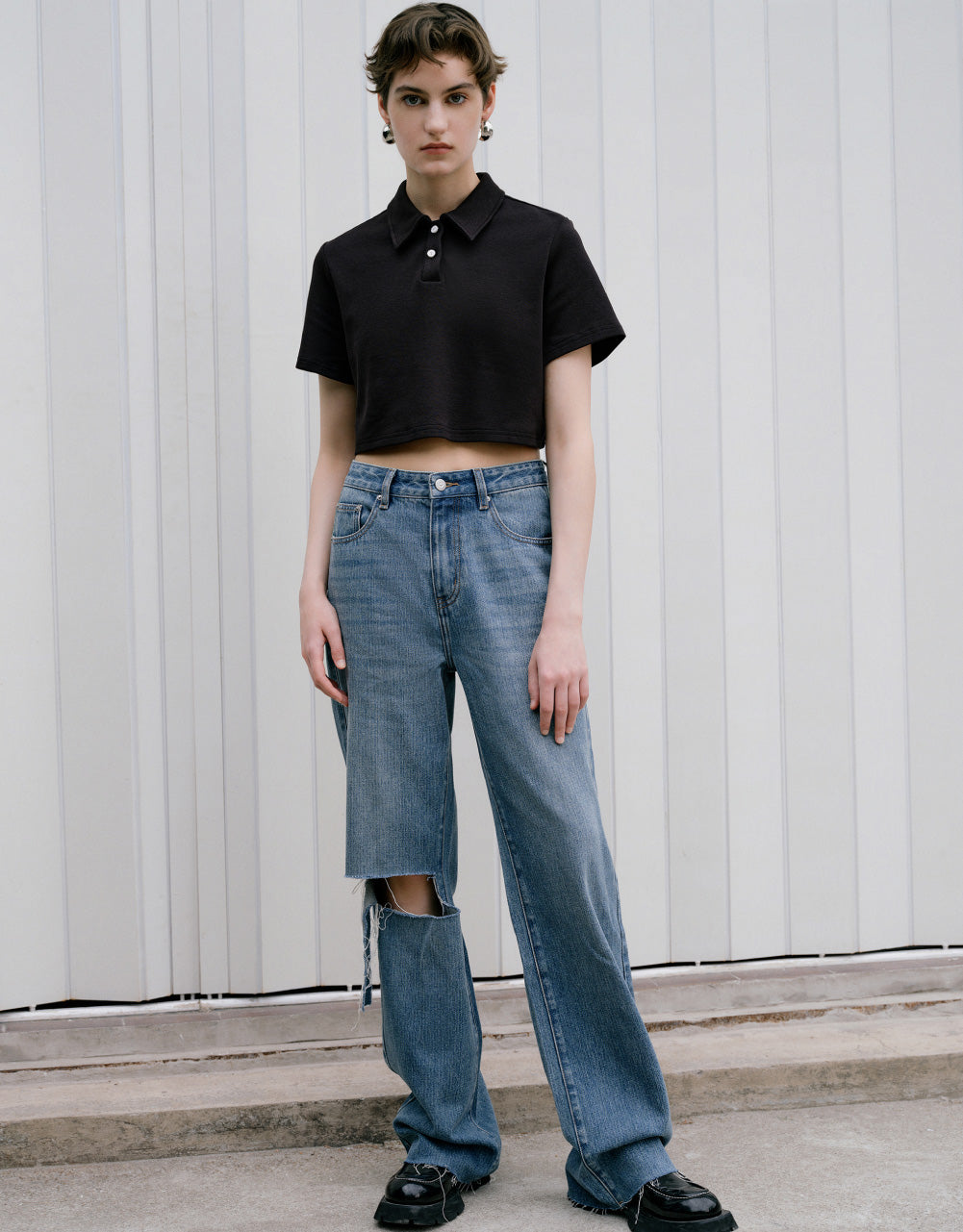Ripped Raw Hem Wide-Leg Jeans
