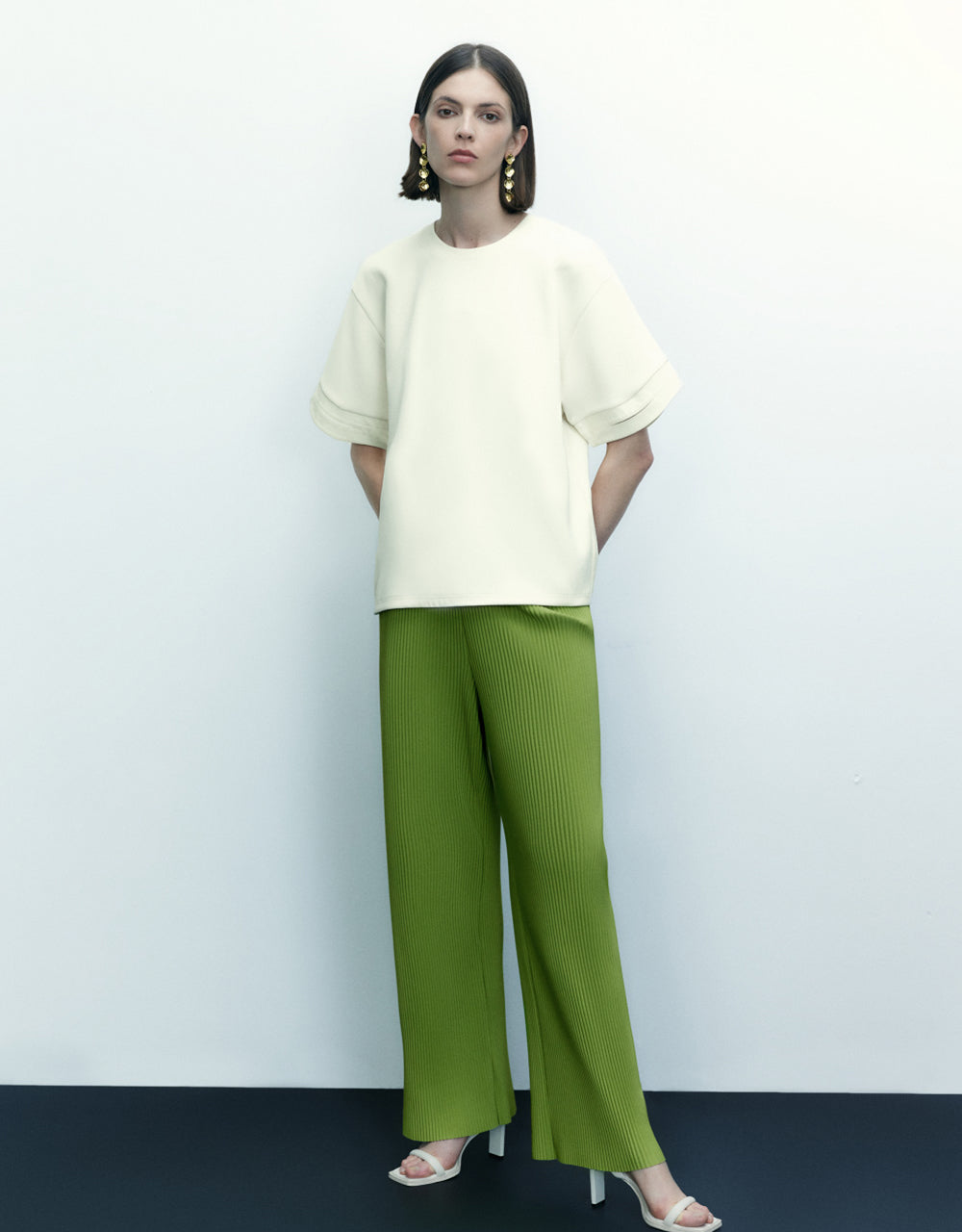 Standard Sleeve Crew Neck Regular T-Shirt