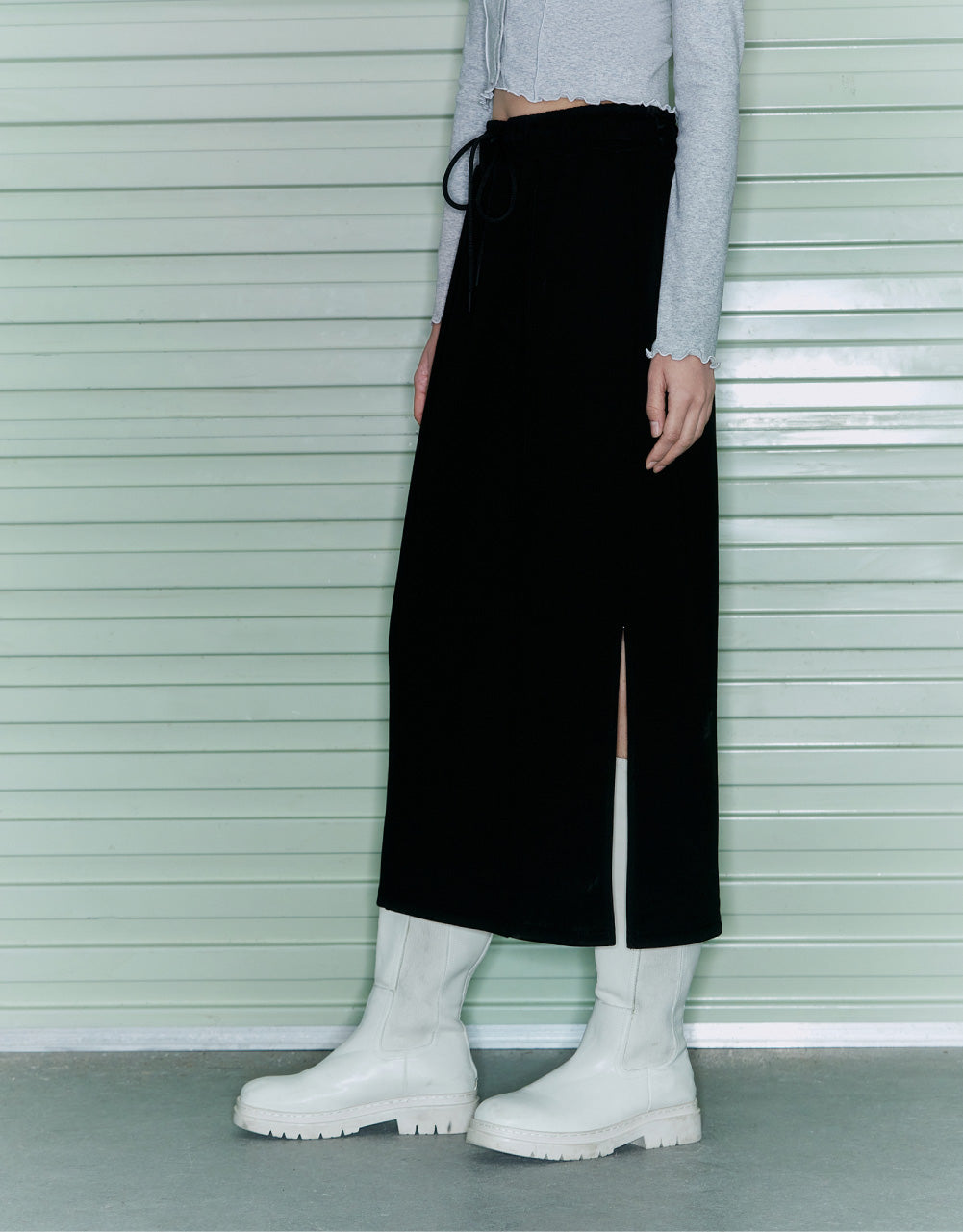 Elastic Waist Midi Skirt