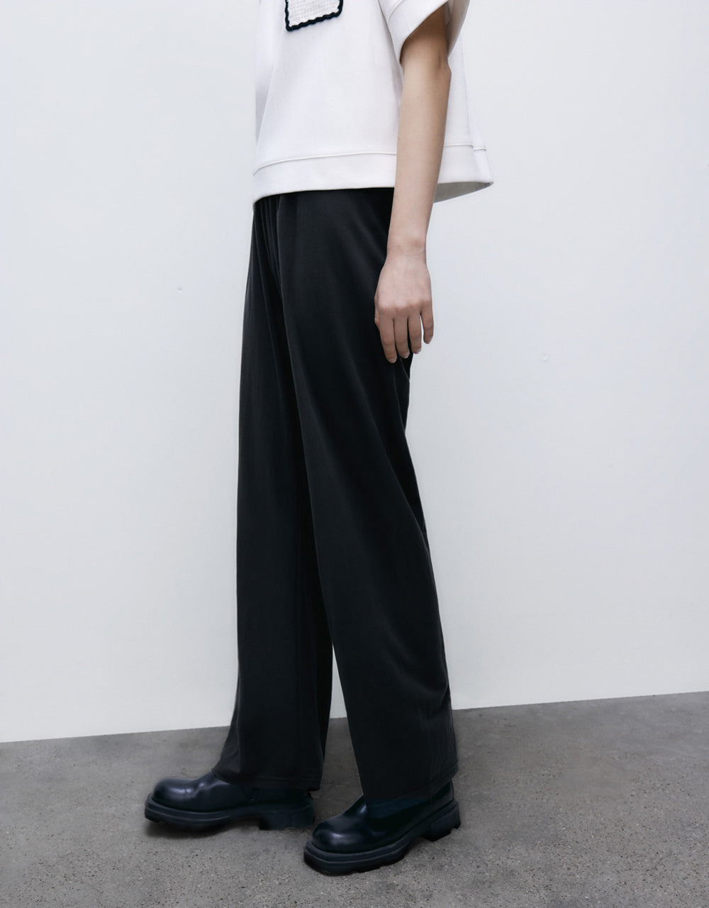 Elastic Waist Knitted Straight Pants