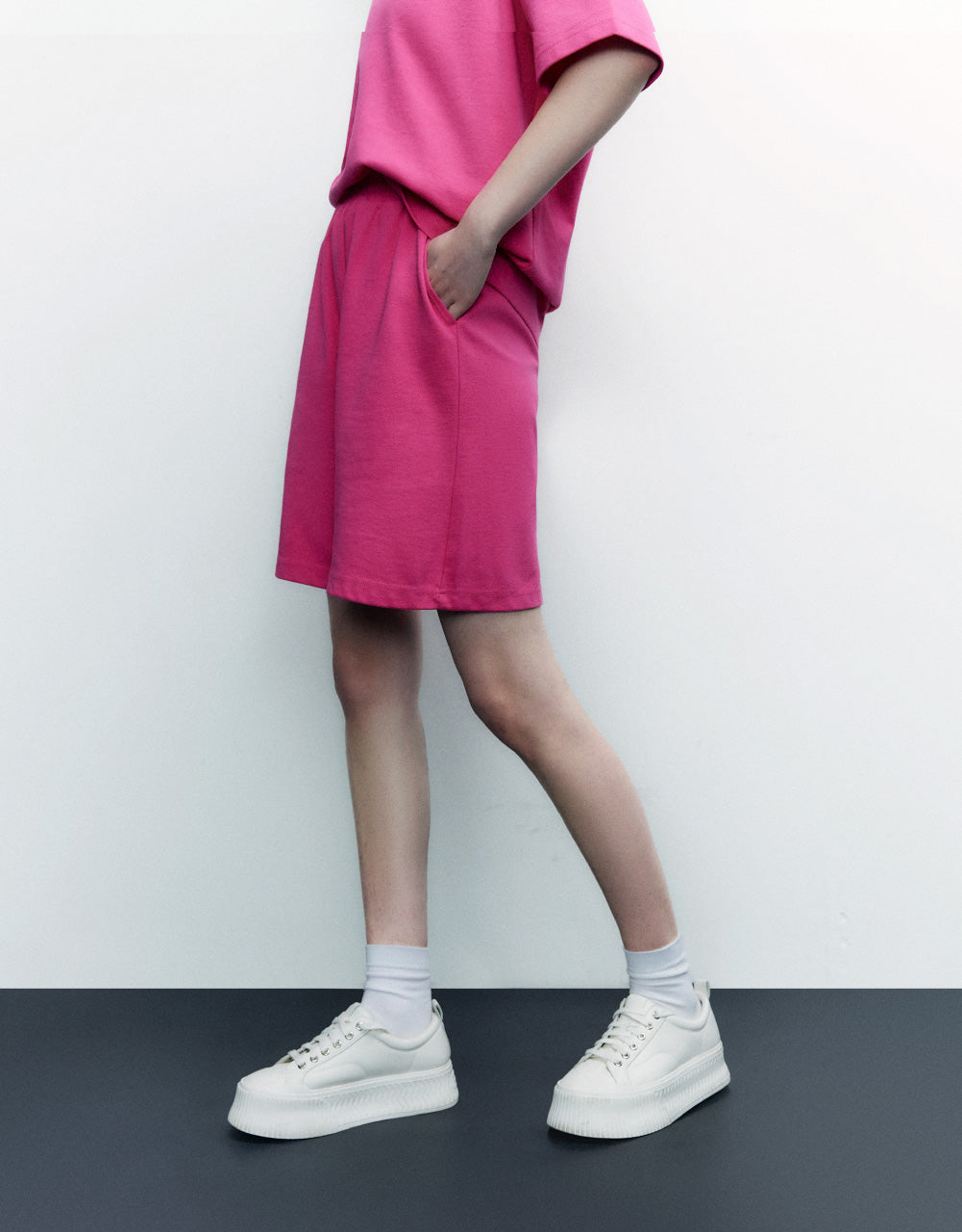 Elastic Waist Regular Shorts