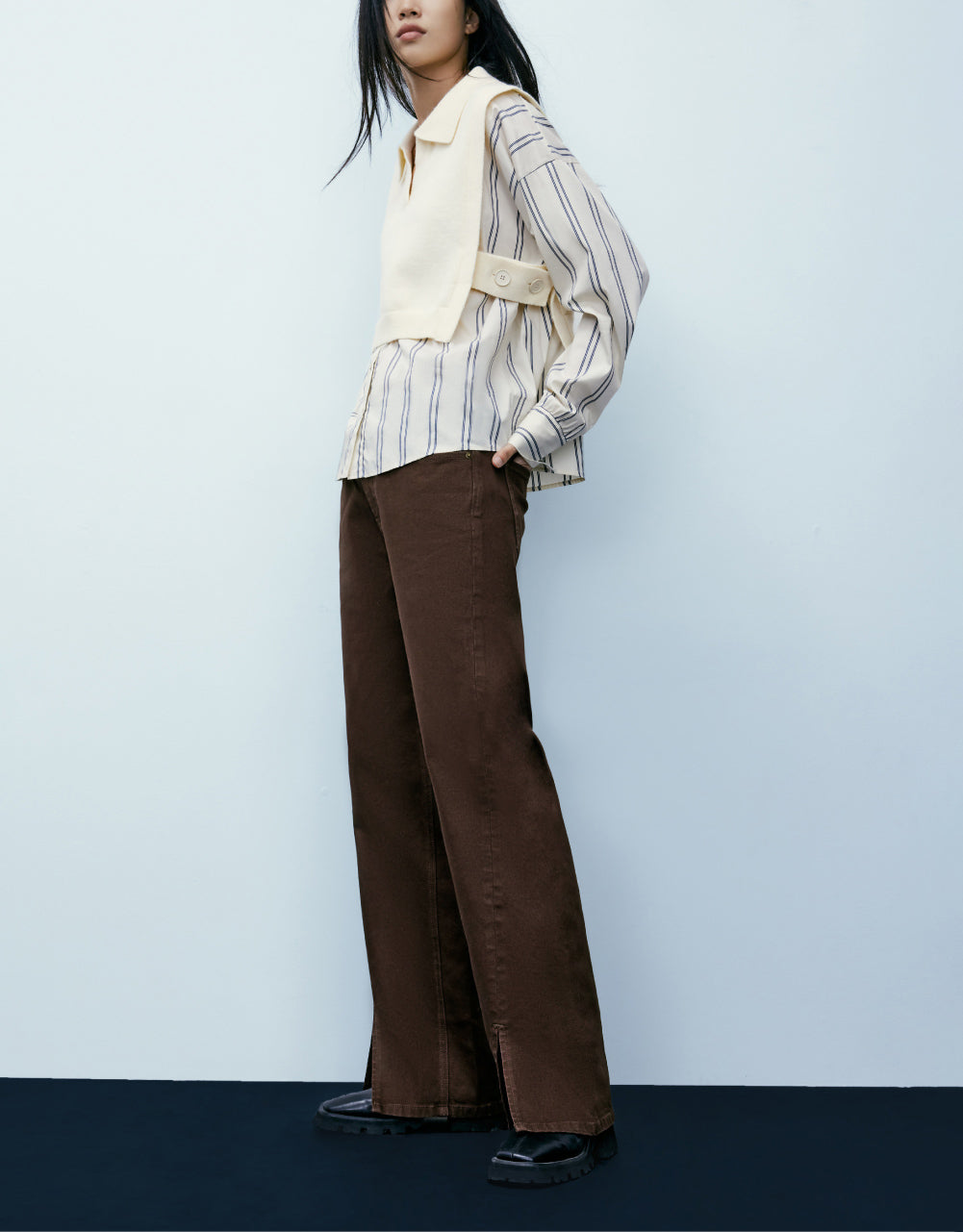 Mid Waist Straight Jeans