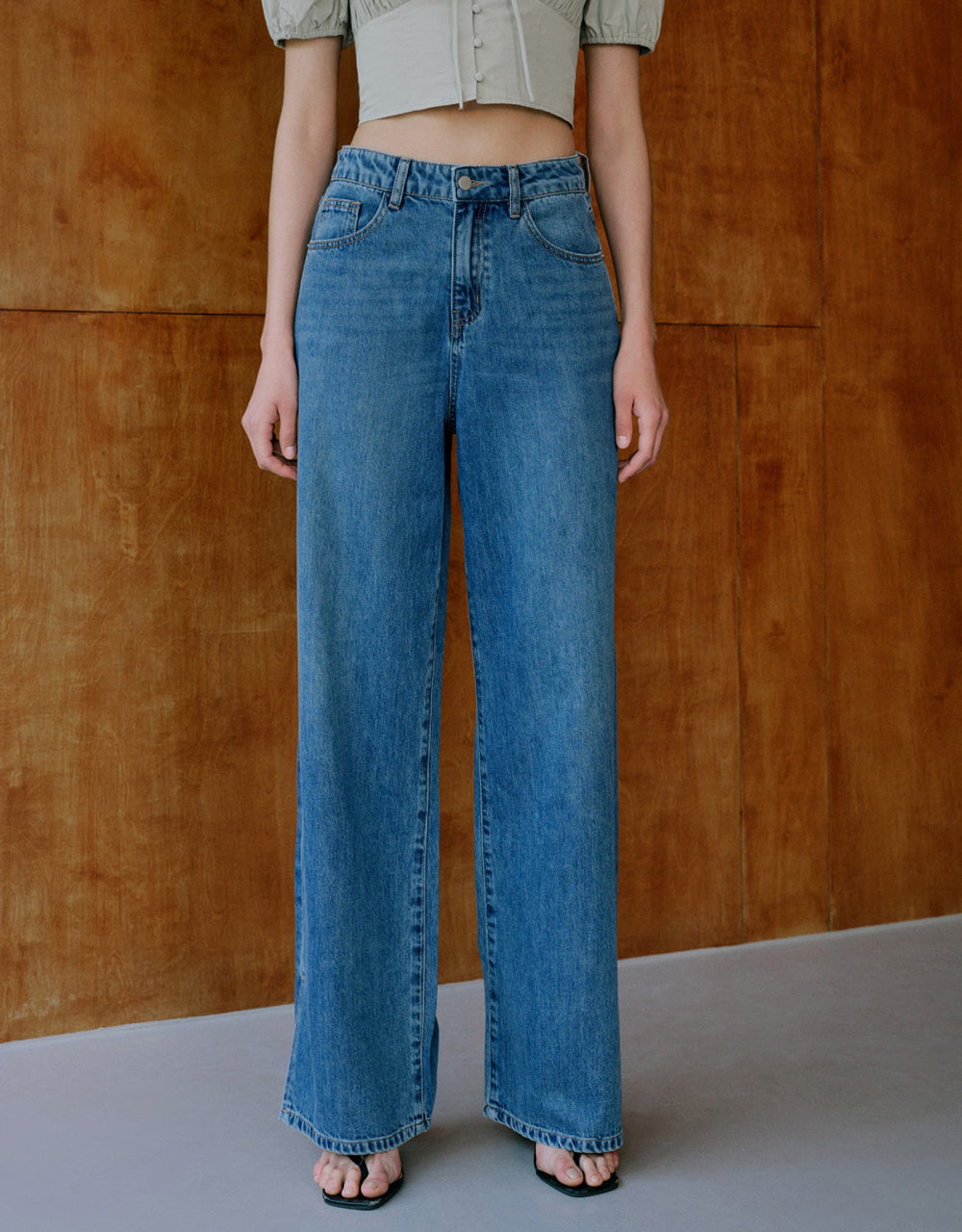 Mid-Waist Loose Jeans