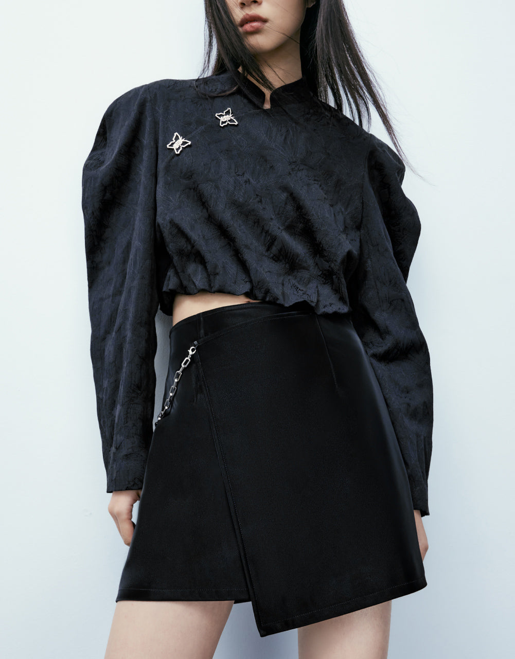 Butterfly Buckle Overhead Shirt