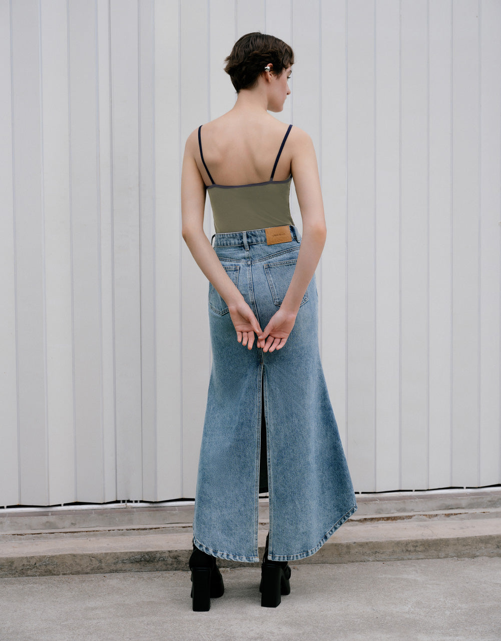 Letters Cropped Tank Top